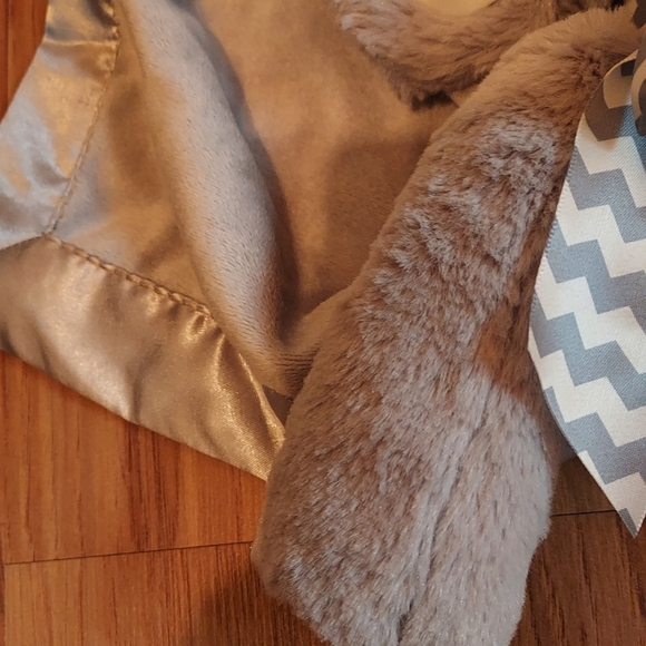 Bearington Baby Lil' Spout Snuggler Gray Elephant Security Blanket Lovey - Picture 5 of 9